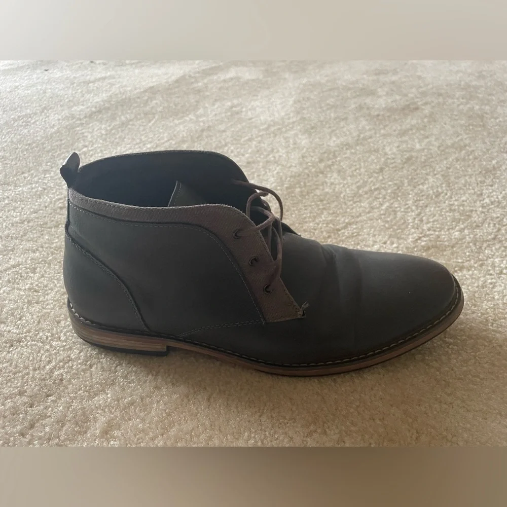 SEVEN 91 men’s chukka boots.‎ Size 10.5